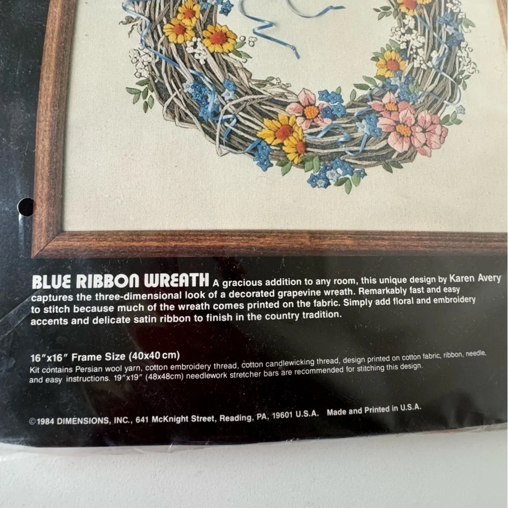 Vintage Dimensions Country Farmhouse Wreath Crewel Embroidery Kit